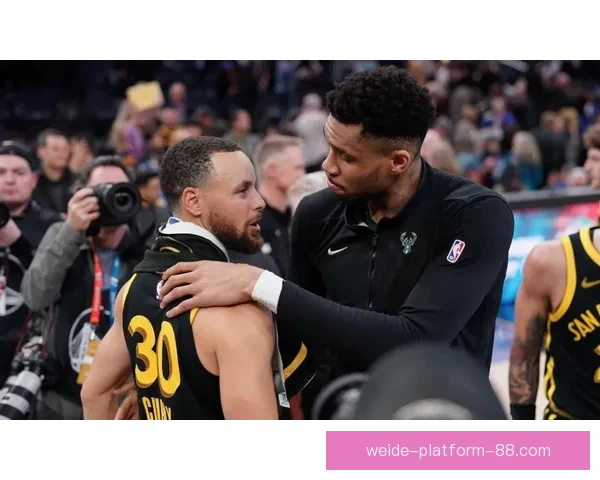 库里冲刺附加赛两连胜 曾以为十天复出未考虑赛季报销 库里冲刺附加赛两连胜 曾以为十天复出未考虑赛季报销