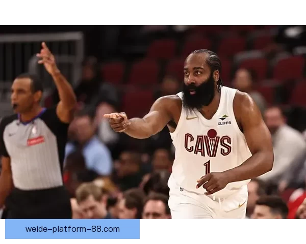 东部冠军最新赔率：绿军领跑骑士尼克斯居前活塞因坎宁安病情暴跌